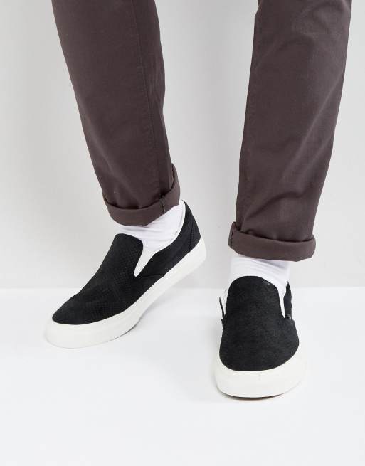 Van black hot sale slip ons