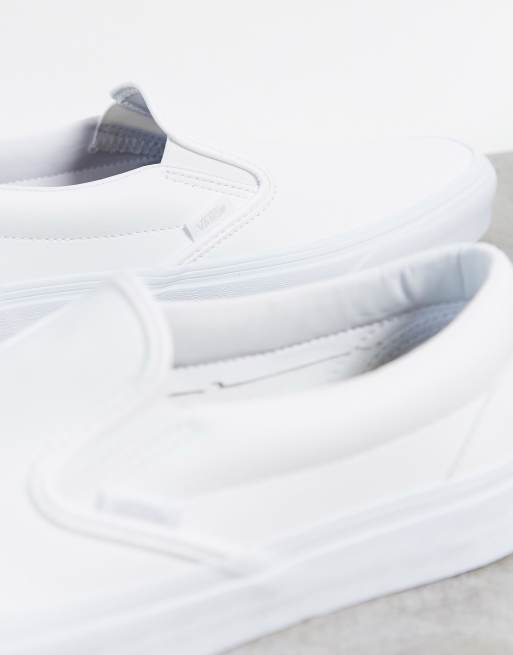 Skyldig hvordan Rynke panden Vans Classic Slip-On sneaker in white faux leather Exclusive at ASOS | ASOS