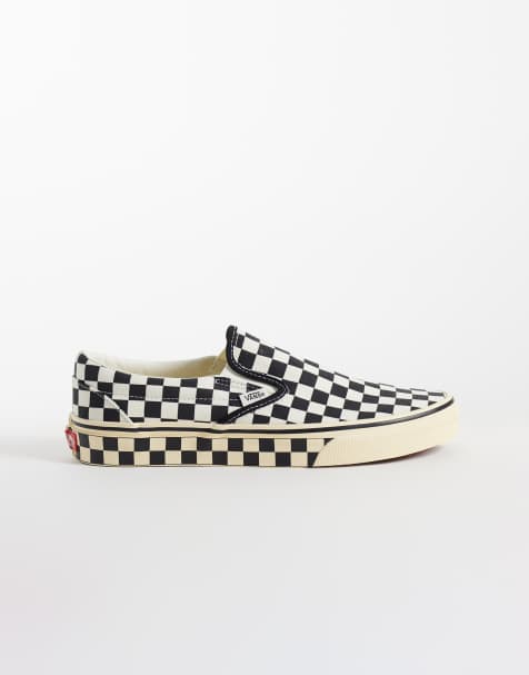Vans Classic slip-on sneakers a scacchiera nera e bianca - view 1