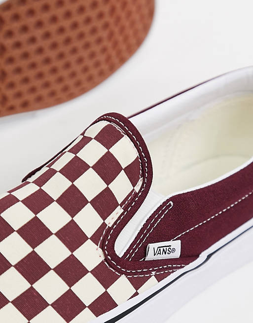 Vans Classic Slip-On sneakers in burgundy checkerboard عروض كوبون الرياض