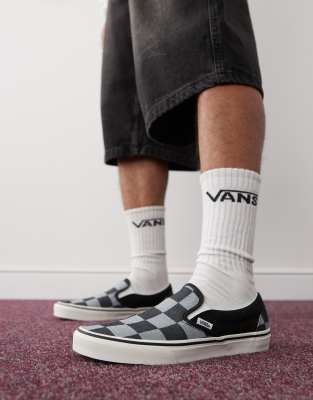 Vans Classic Slip-on Sneakers