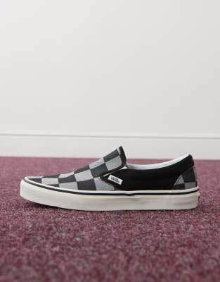Vans Classic Slip-on Sneakers