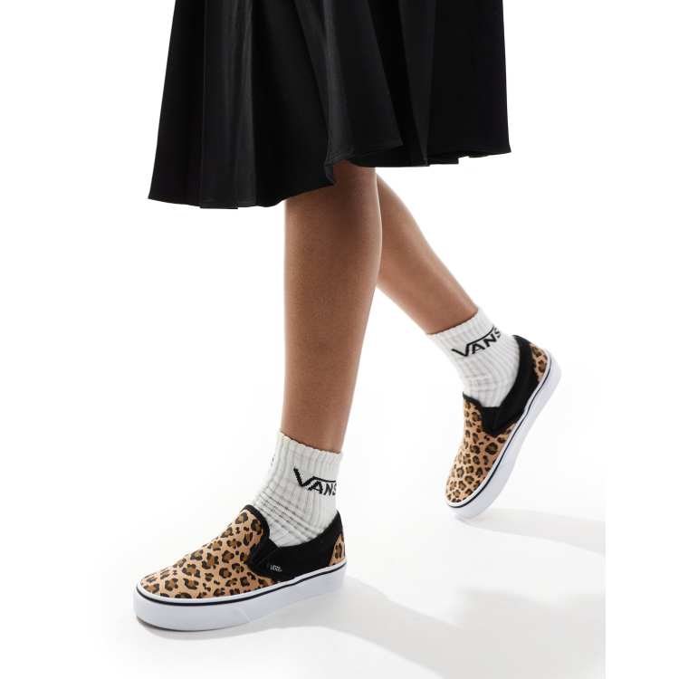 Vans Classic Slip On sneakers in leopard print