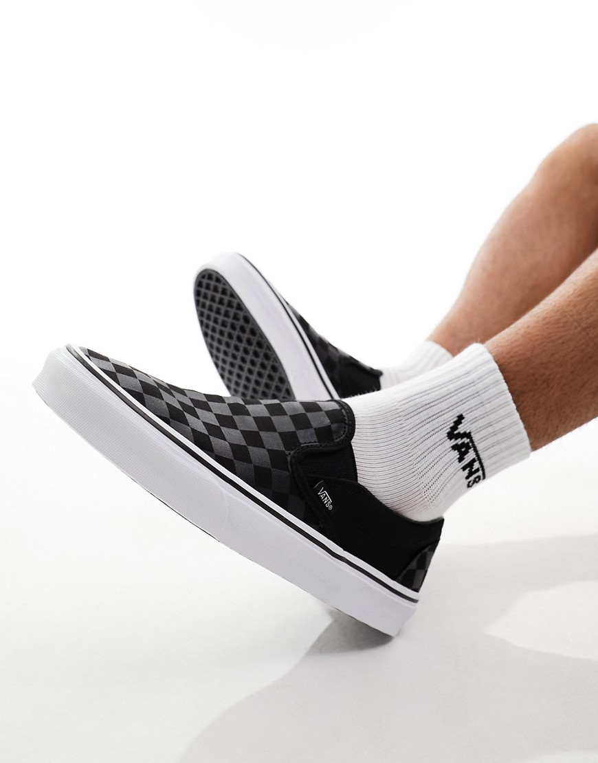 Classic slip-on sneakers with checkerboard print in gray and black