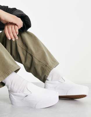 Vans Ua Classic Slip-on Stackform Sneakers Canvas True White In White