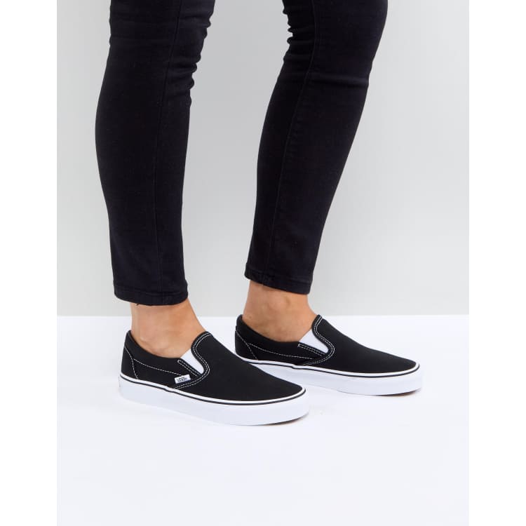 Black and white clearance slip on vans outfits