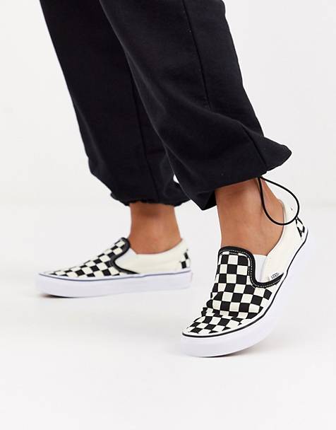 Vans Classic slip on trainers in checkerboard