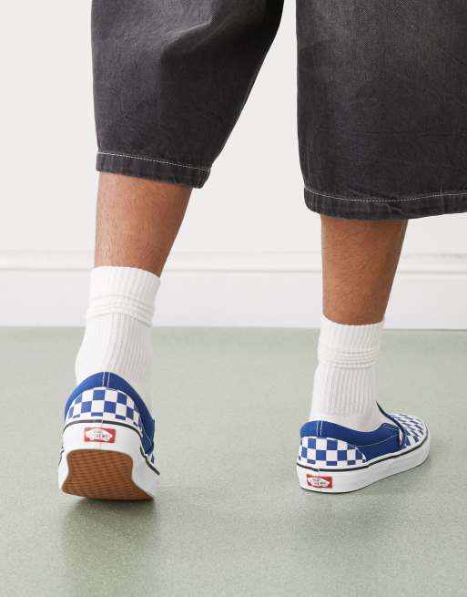 Vans Classic slip-on trainers in true blue , 3 of 5