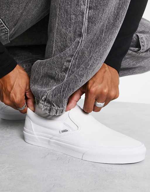 White slide outlet on vans