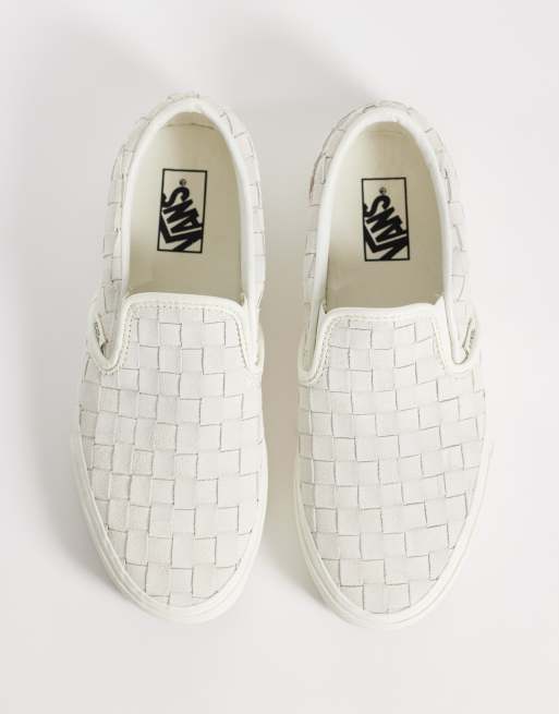 Vans Classic Slip-on trainers in white, 3 of 5