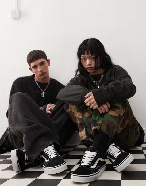 Vans Classic — Sorte og hvide Old Skool sneakers  - view 1
