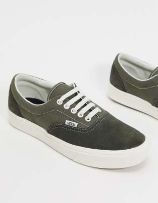 vans comfycush suede