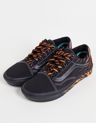 Vans comfycush old skool discovery project cat trainers in black