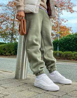 vans staple cruze comfycush shoes