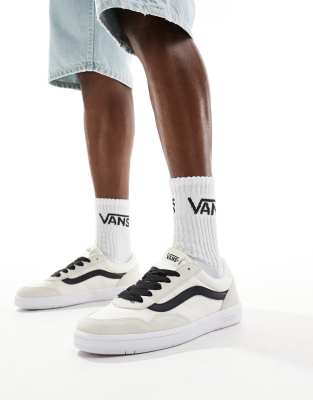 Vans - Cruze Too - Sneaker in Creme und Schwarz-Weiß