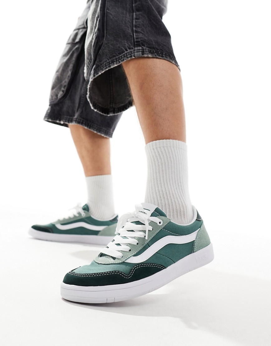 Vans Cruze trainers in green and white