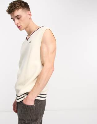 Vans earlham sweater vest in off white