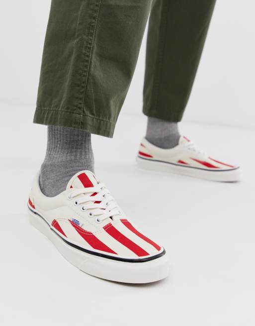 Vans Era 95 DX Anaheim plimsolls white / red | ASOS