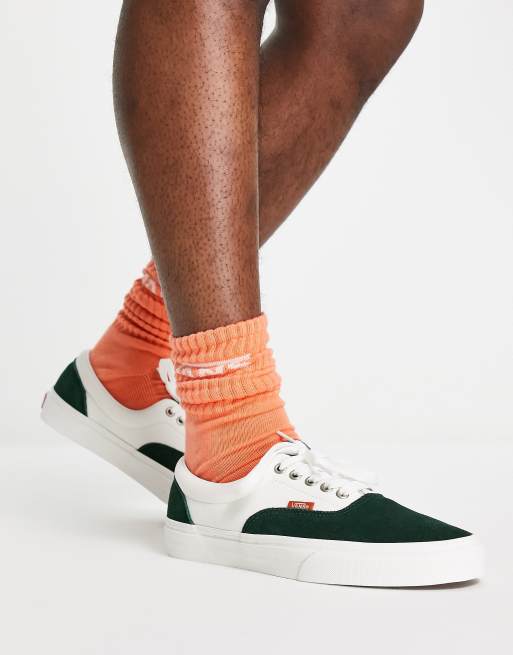 Leugen bolvormig Nieuwe betekenis Vans Era Varsity canvas sneakers in white and dark green | ASOS