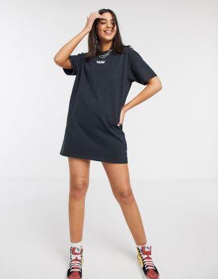 t shirt dress vans