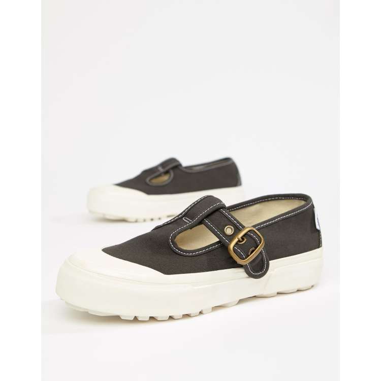 Vans hot sale buckle shoes