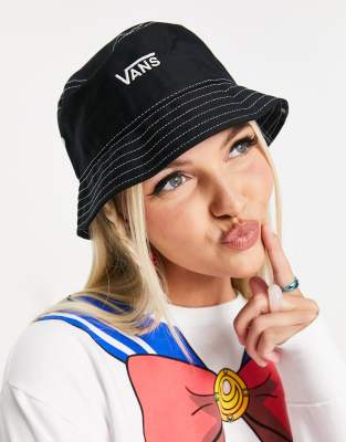 Vans Level Up Logo Bucket Hat In Black In Black