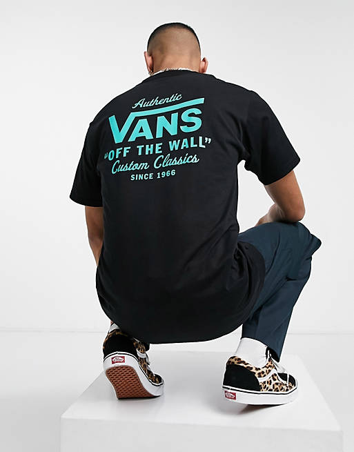 Vans Holder St Classic short sleeve t-shirt in black