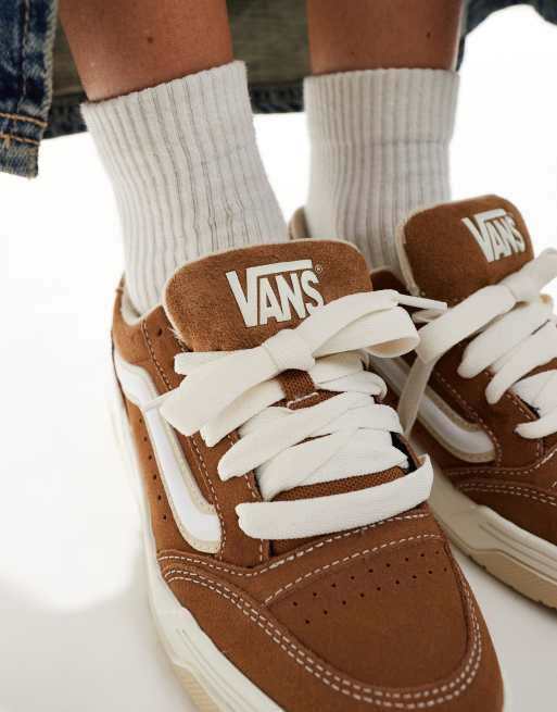 Vans – Hylane – Brązowe zamszowe buty sportowe na grubej podeszwie, 4 z 5