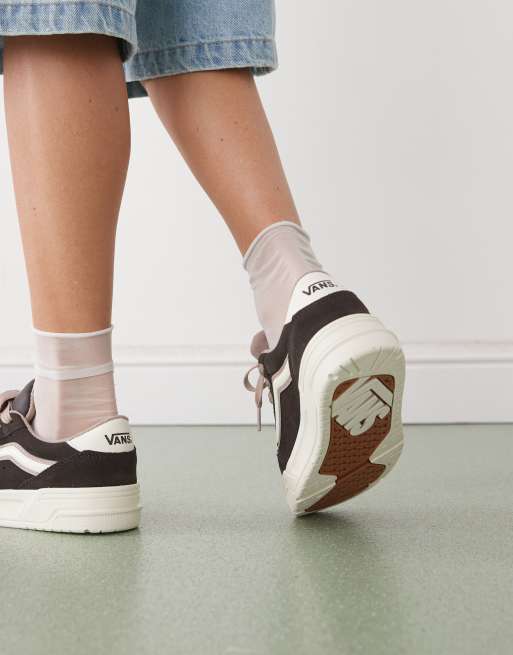 Vans - Hylane - Sneakers in camoscio marrone scuro con suola spessa, 4 di 5
