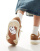 Thumbnail 3 van 5