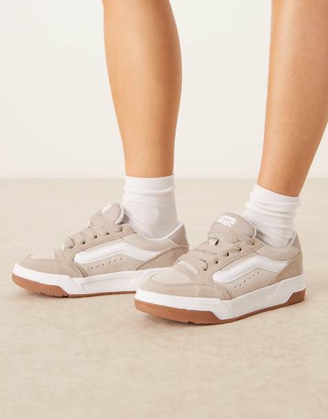 Vans - Hylane - Suède sneakers in tweevoudig neutraal lichtbruin - view 1