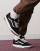 Thumbnail 1 van 5