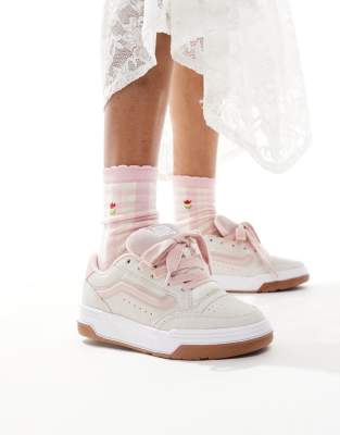 Vans Hylane trainers in sepia rose-Brown