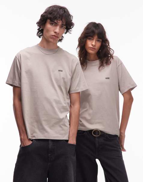 Vans – Jasnobrązowy T-shirt o regularnym kroju z logo po lewej stronie - view 1