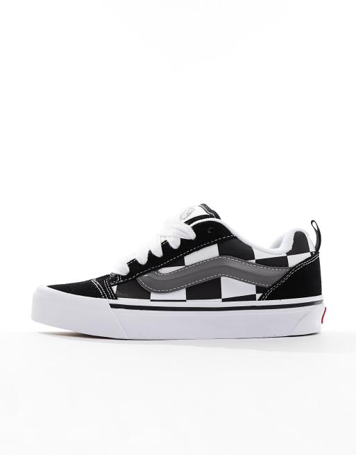 Vans - Knu Skool - Chunky sneakers i sort/hvidt skaktern, 2 af 5