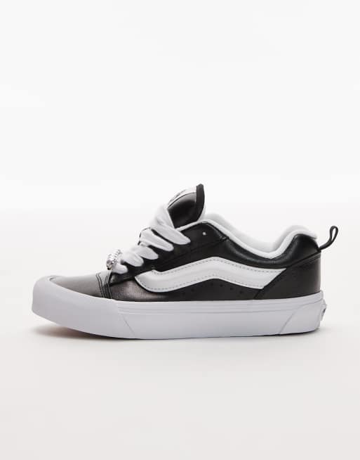 Vans – Knu Skool – Sneaker aus schwarzem und weißem Leder mit Metallic-Detail, 2 von 5