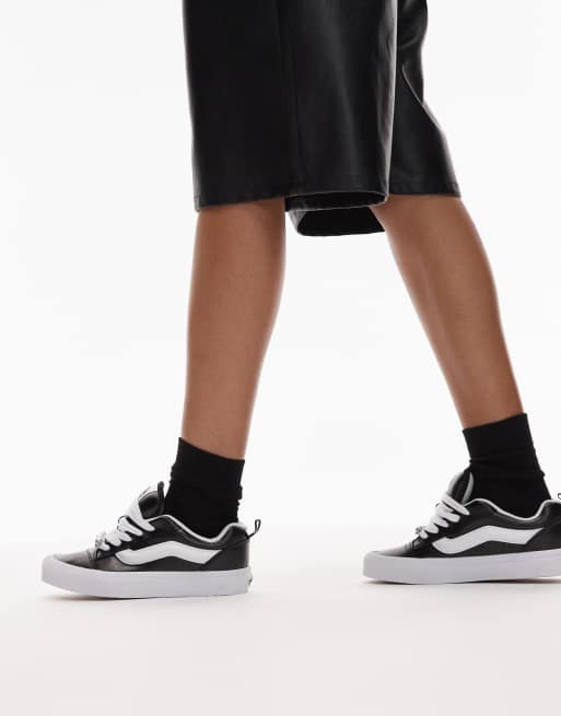 Vans – Knu Skool – Sneaker aus schwarzem und weißem Leder mit Metallic-Detail, 5 von 5