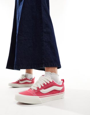 Vans - Knu Skool - Sneaker in Rosa und Weiß