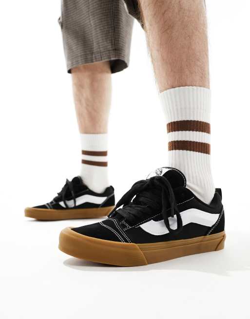 Vans Knu Skool sneakers in black and gum, 5 of 5