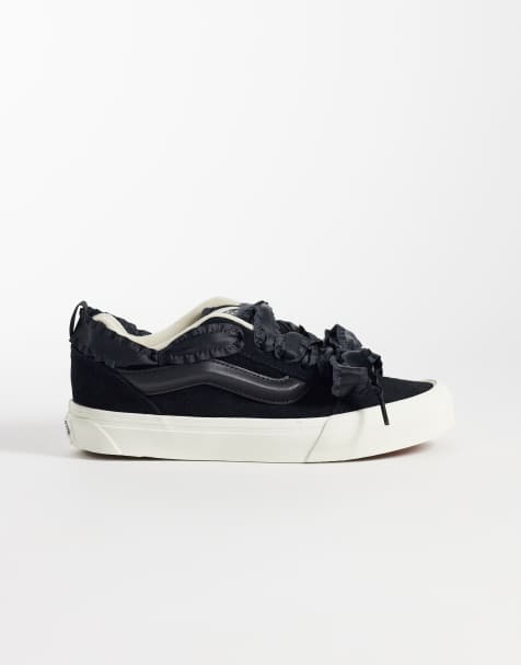 Vans Knu Skool sneakers in black with lace detailing - view 1