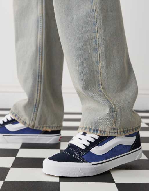 Vans Knu Skool sneakers in navy and white, 4 of 5