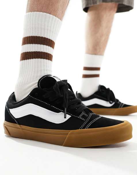 Vans Knu Skool trainers in black and gum - view 1