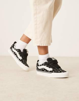 Vans Vans Knu Skool trainers in black with floral embroidery detailing