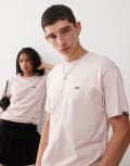 [Vans] Vans left chest logo t-shirt in pink - Exclusive to ASOS M PINK
