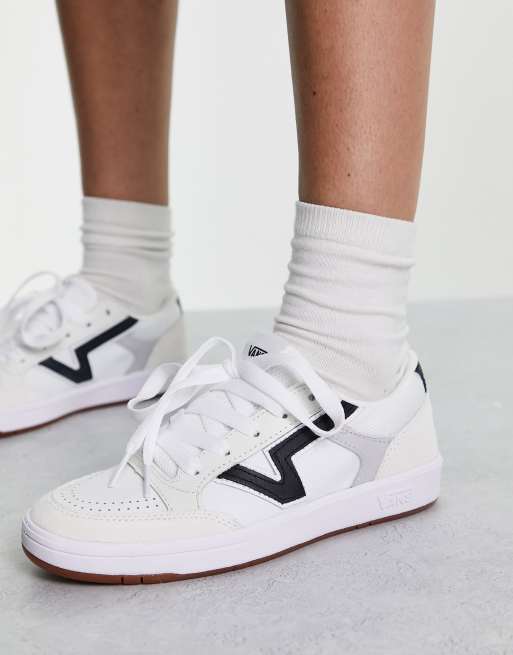 Vans Lowland Baskets Blanc cass ASOS