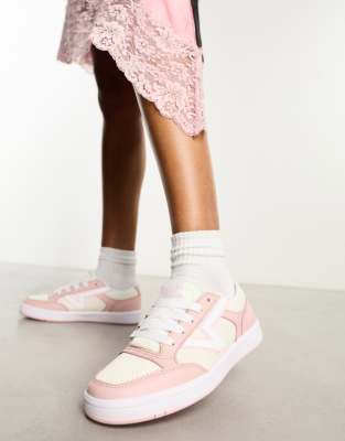 Vans - Lowland - Sneaker in Rosa