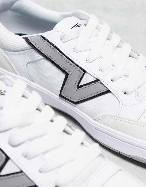 Vans Lowland sneakers in white with grey side stripe, 2 of 4