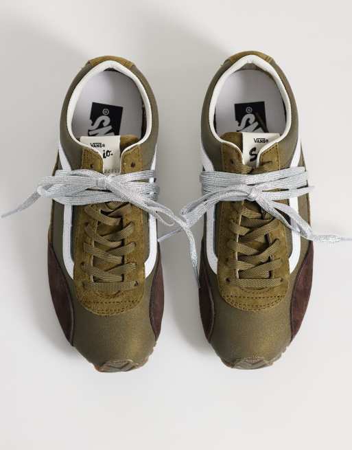 Vans Luxe Super Low Pro sneakers in brown suede, 2 of 5