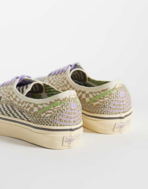 Vans LX Authentic 44 sneakers in bruin patroon, 2 van 5