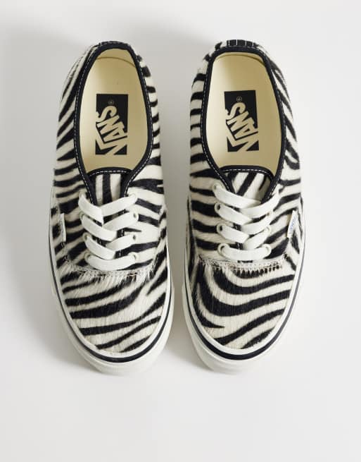 Vans LX Authentic 44 sneakers met zebraprint, 3 van 5